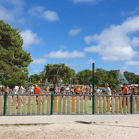 Mobil 6 Personnes 5 Etoiles *