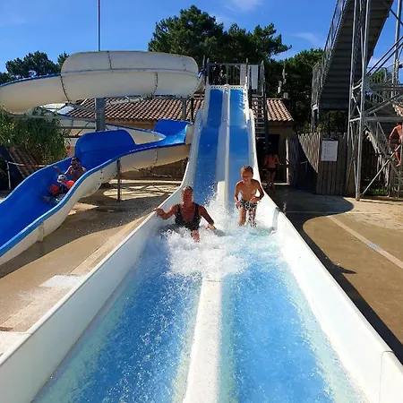 Mobil 6 Personnes 5 Etoiles Apartamento